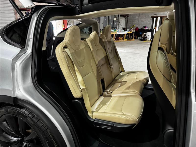 Tesla Model X P100D 2017