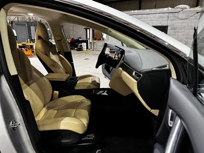 Tesla Model X P100D 2017