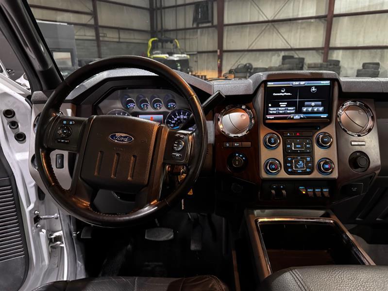 Ford F-250 SD Lariat Crew Cab 4WD 2014