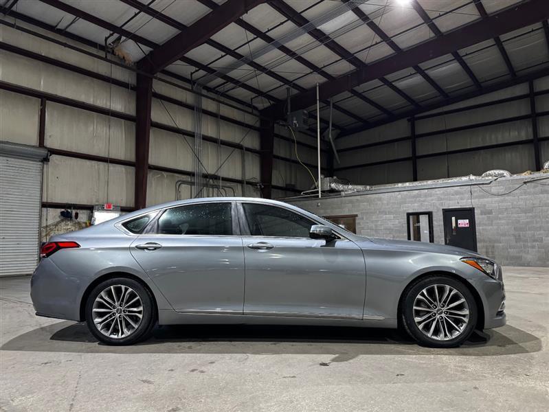 Hyundai Genesis 3.8L 2015