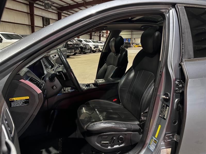 Hyundai Genesis 3.8L 2015