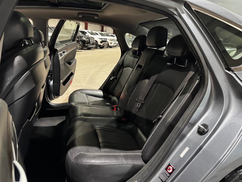 Hyundai Genesis 3.8L 2015