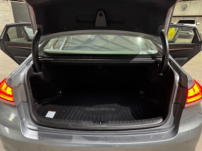 Hyundai Genesis 3.8L 2015