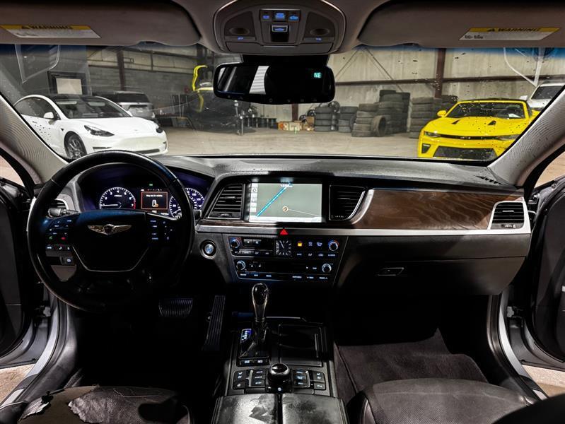 Hyundai Genesis 3.8L 2015