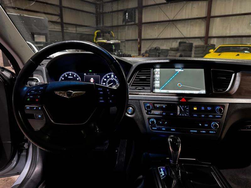 Hyundai Genesis 3.8L 2015