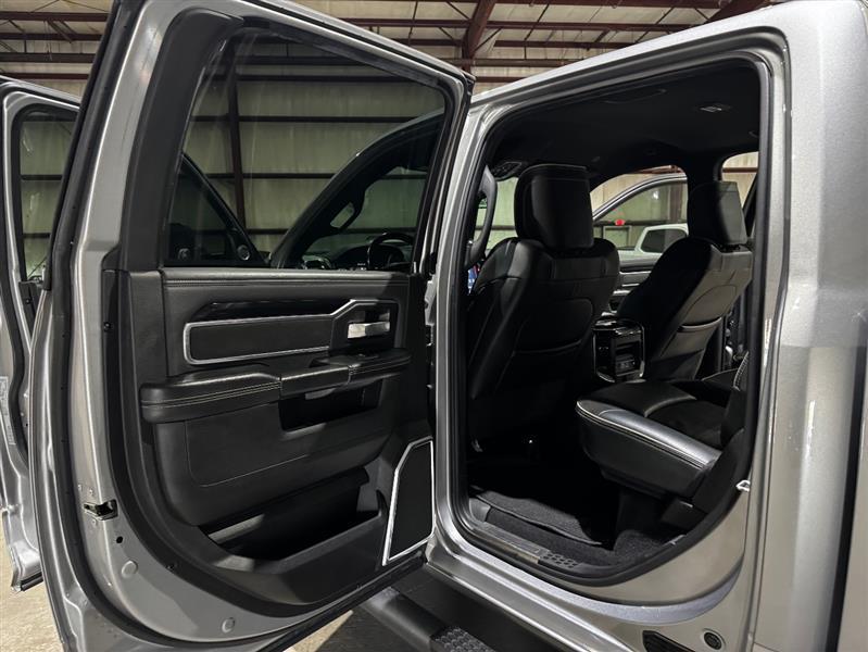 RAM 2500 Laramie Crew Cab SWB 4WD 2022