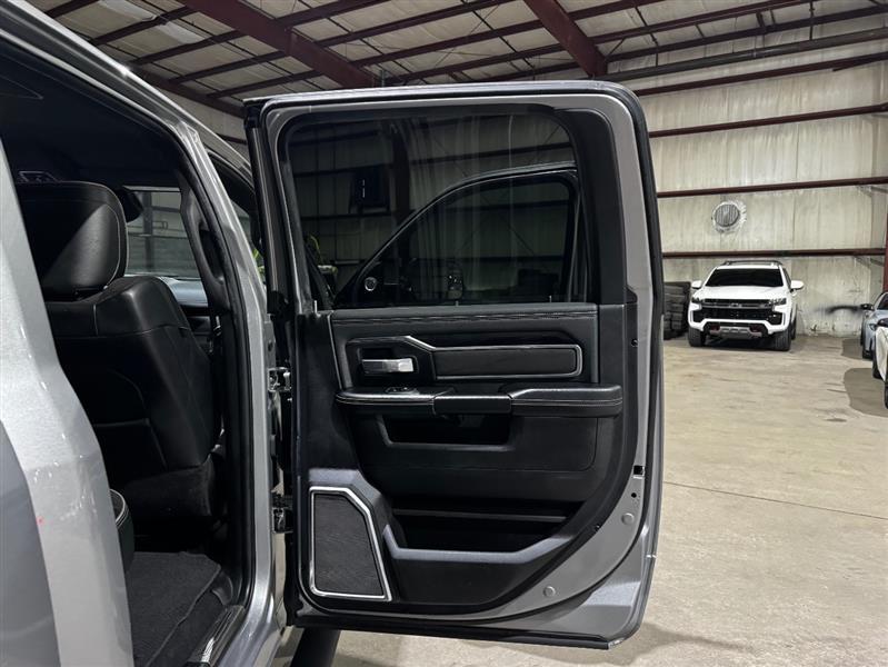 RAM 2500 Laramie Crew Cab SWB 4WD 2022