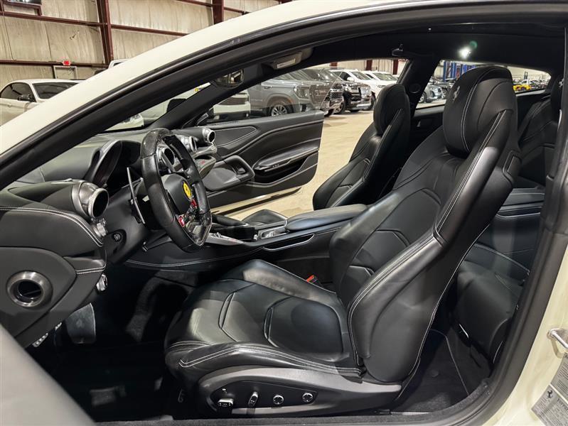 Ferrari GTC4Lusso T 2019