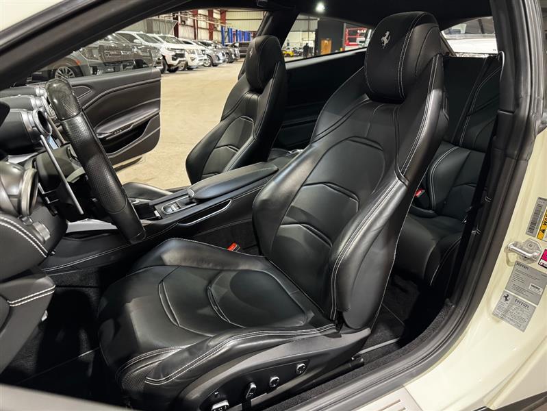 Ferrari GTC4Lusso T 2019