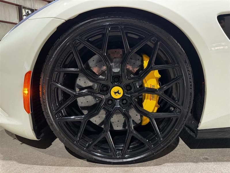 Ferrari GTC4Lusso T 2019