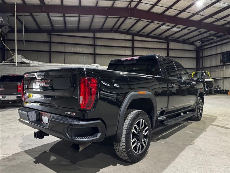 GMC Sierra 2500HD AT4 Crew Cab 4WD 2020