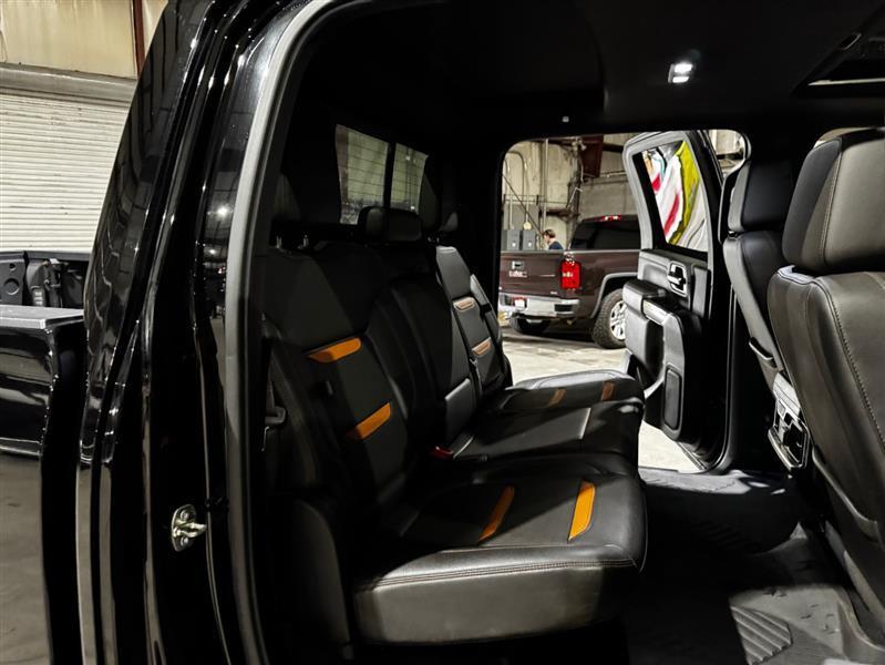 GMC Sierra 2500HD AT4 Crew Cab 4WD 2020