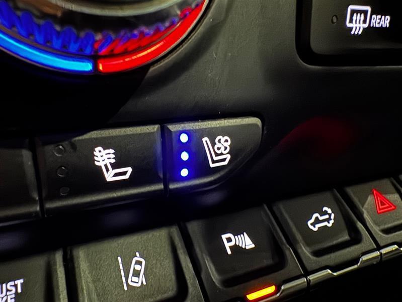 GMC Sierra 2500HD AT4 Crew Cab 4WD 2020