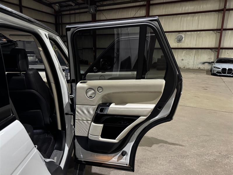 Land Rover Range Rover Supercharged 2015