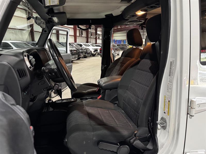 Jeep Wrangler Unlimited Rubicon 4WD 2012