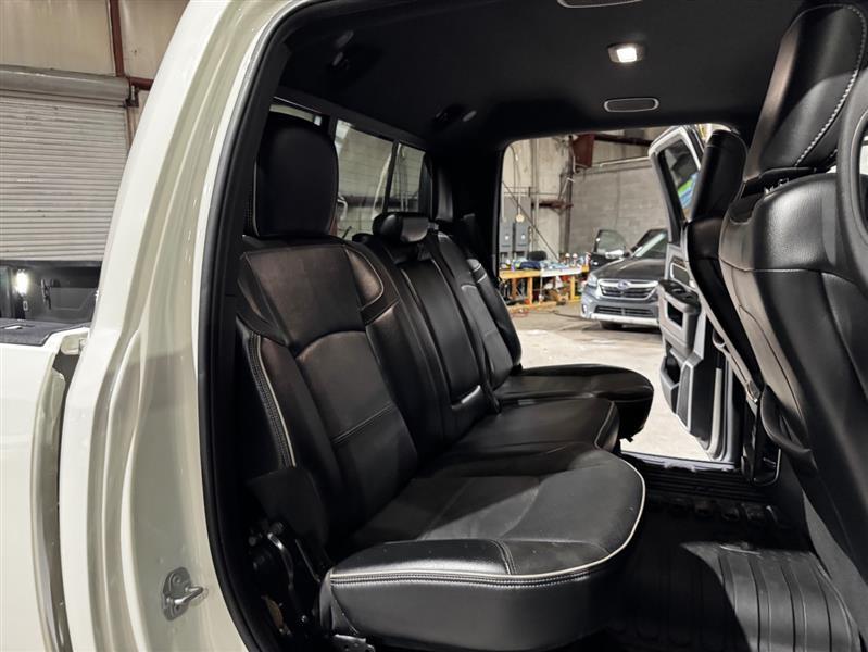 RAM 3500 Laramie Crew Cab LWB 2WD DRW 2019