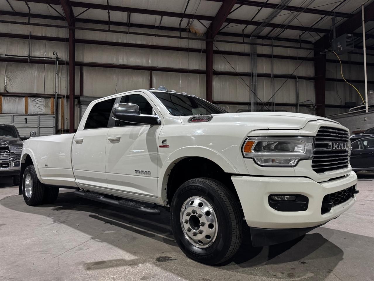 2019 RAM 3500 Laramie 4x2 Crew Cab 8' Box