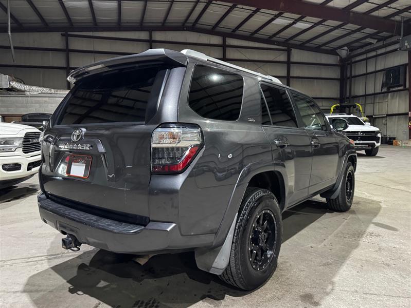 Toyota 4Runner SR5 2WD 2015