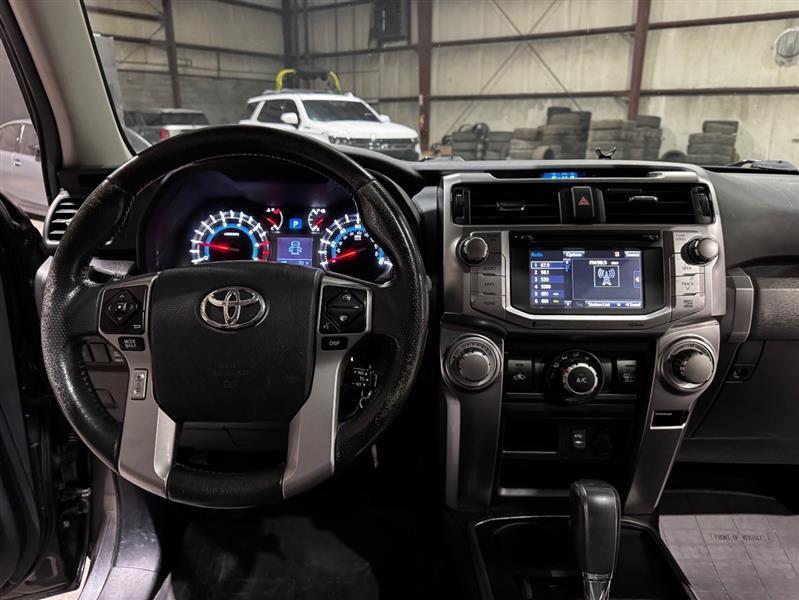 Toyota 4Runner SR5 2WD 2015