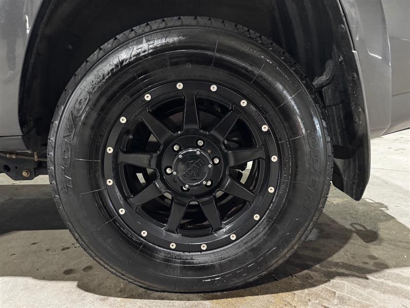 Toyota 4Runner SR5 2WD 2015