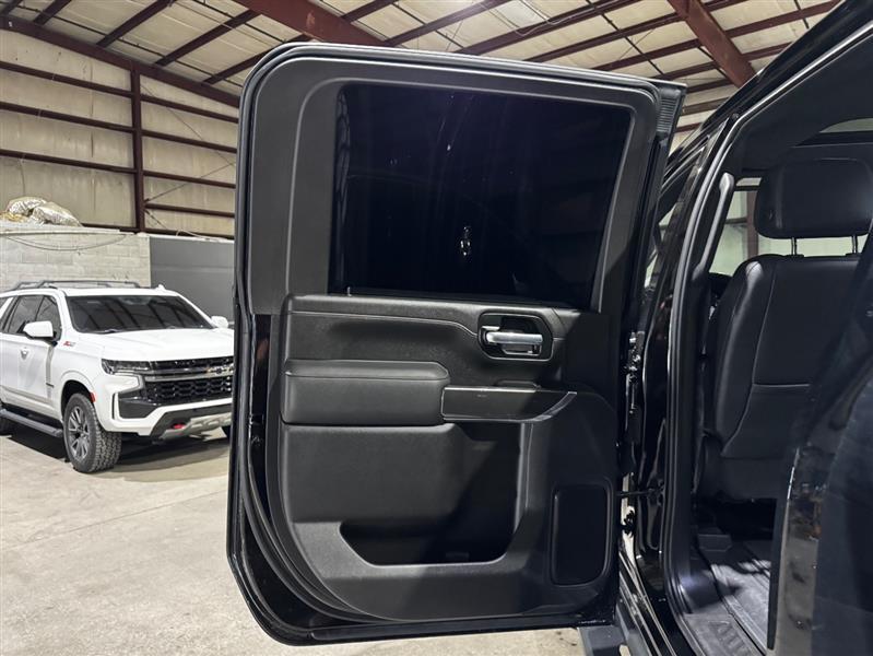 GMC Sierra 3500HD AT4 Crew Cab 4WD 2023