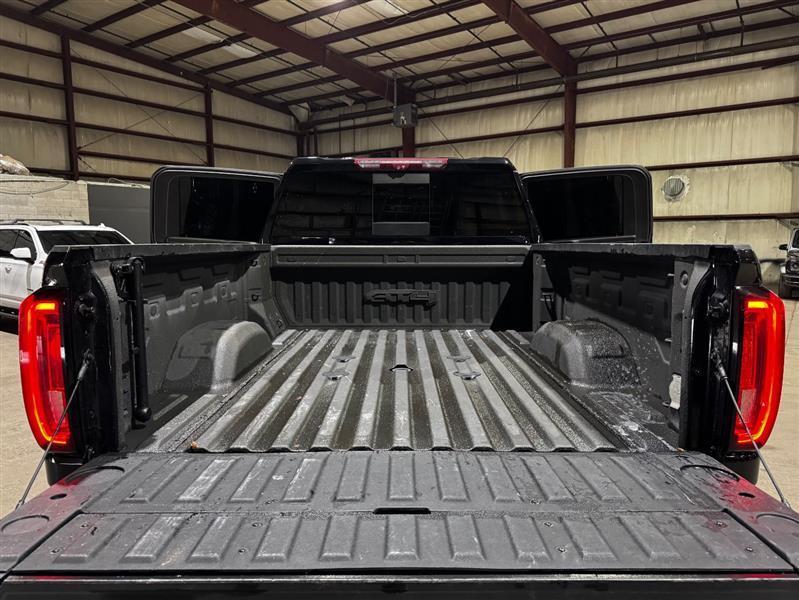 GMC Sierra 3500HD AT4 Crew Cab 4WD 2023