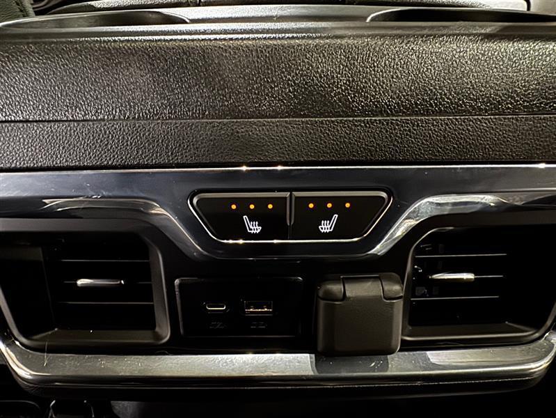 GMC Sierra 3500HD AT4 Crew Cab 4WD 2023