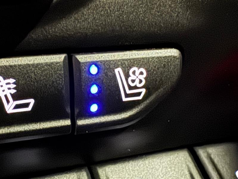 GMC Sierra 3500HD AT4 Crew Cab 4WD 2023