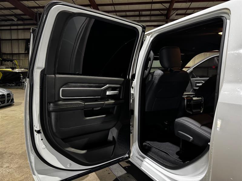 RAM 2500 SLT Mega Cab 4WD 2019