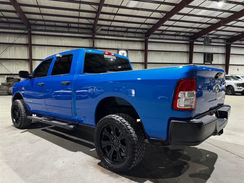 RAM 2500 Tradesman Crew Cab SWB 4WD 2021