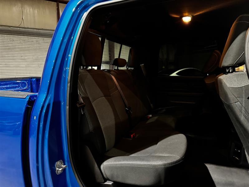 RAM 2500 Tradesman Crew Cab SWB 4WD 2021