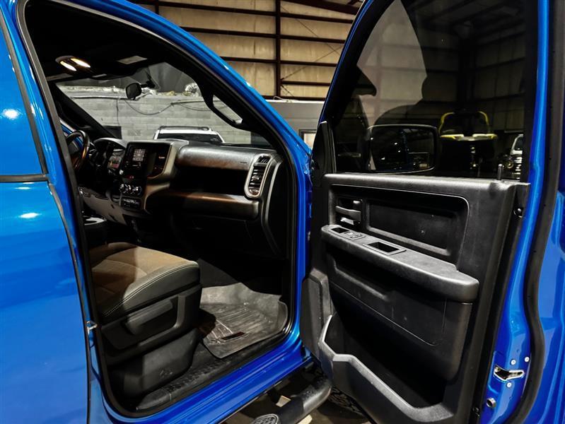 RAM 2500 Tradesman Crew Cab SWB 4WD 2021