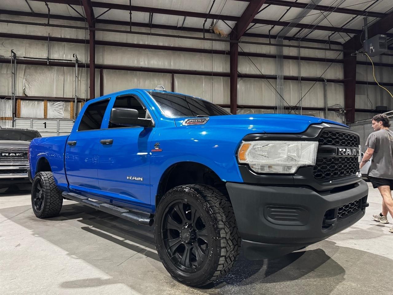 2021 RAM 2500 Tradesman 4x4 Crew Cab 6'4" Box