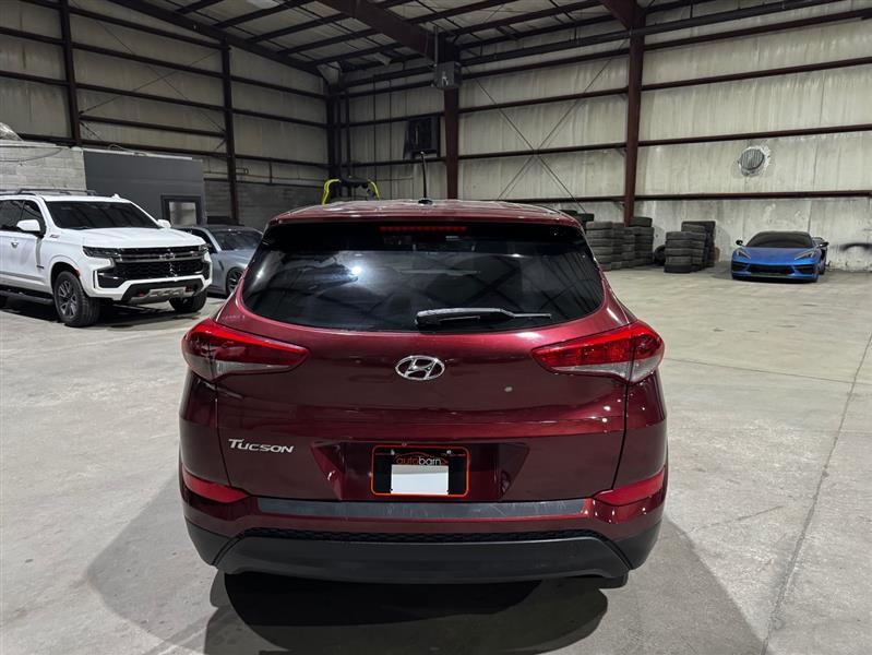 Hyundai Tucson SE 2016