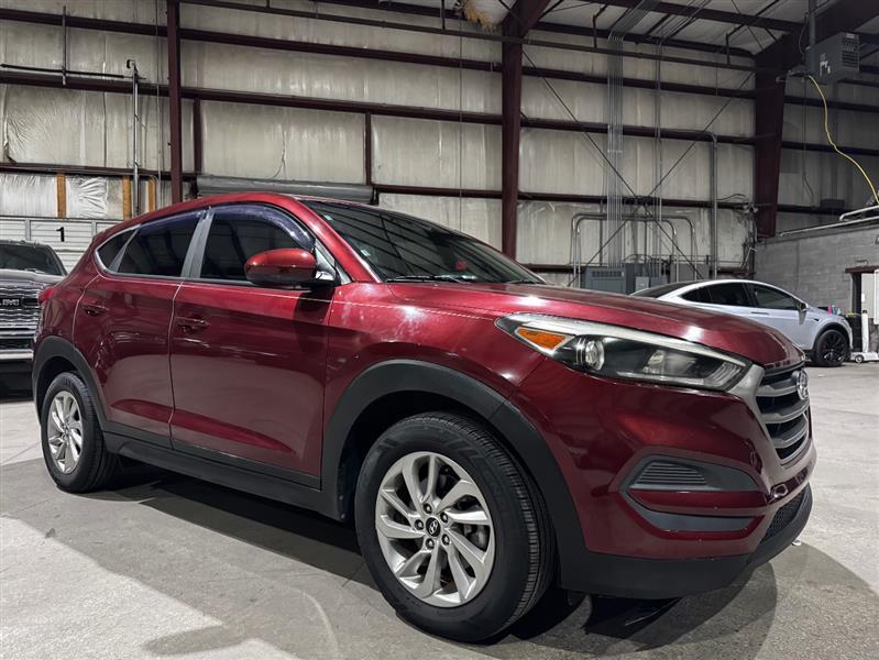 2016 Hyundai Tucson SE