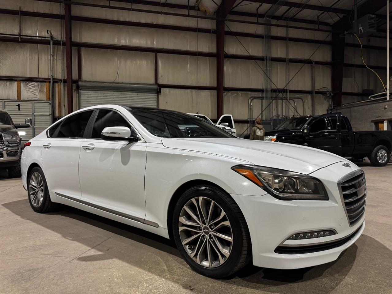 2016 Hyundai Genesis 4dr Sdn V6 3.8L RWD