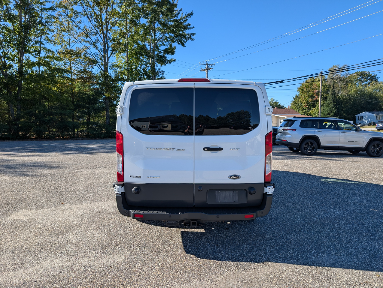 2018 Ford Transit Passenger XLT photo 4