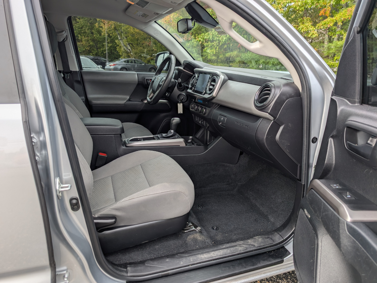 2022 Toyota Tacoma 4x4 TRD Double Cab V6 photo 6