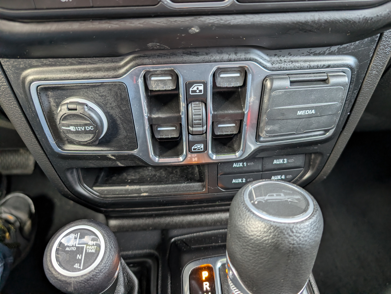 Jeep Gladiator Willys 4x4 2023