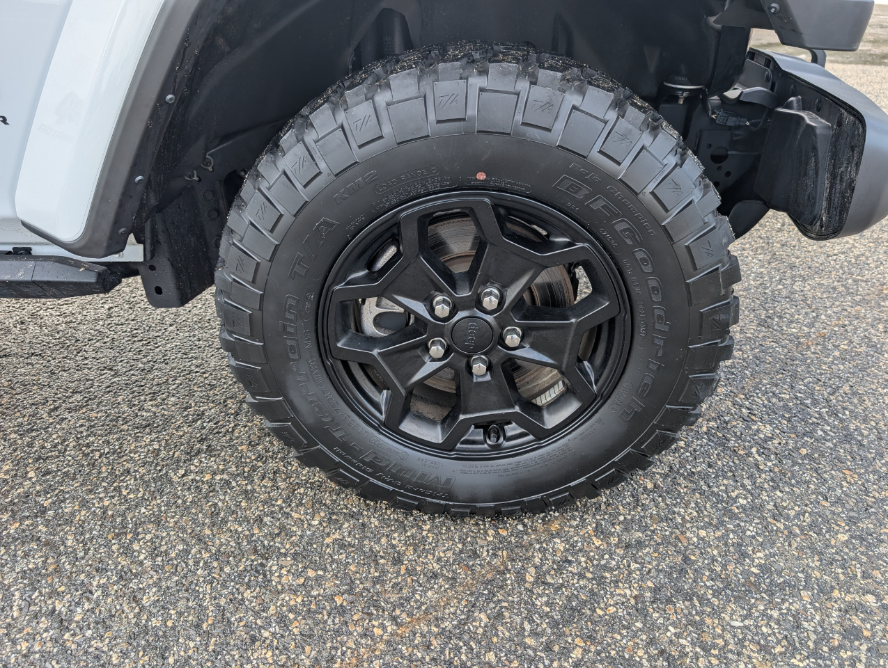 Jeep Gladiator Willys 4x4 2023