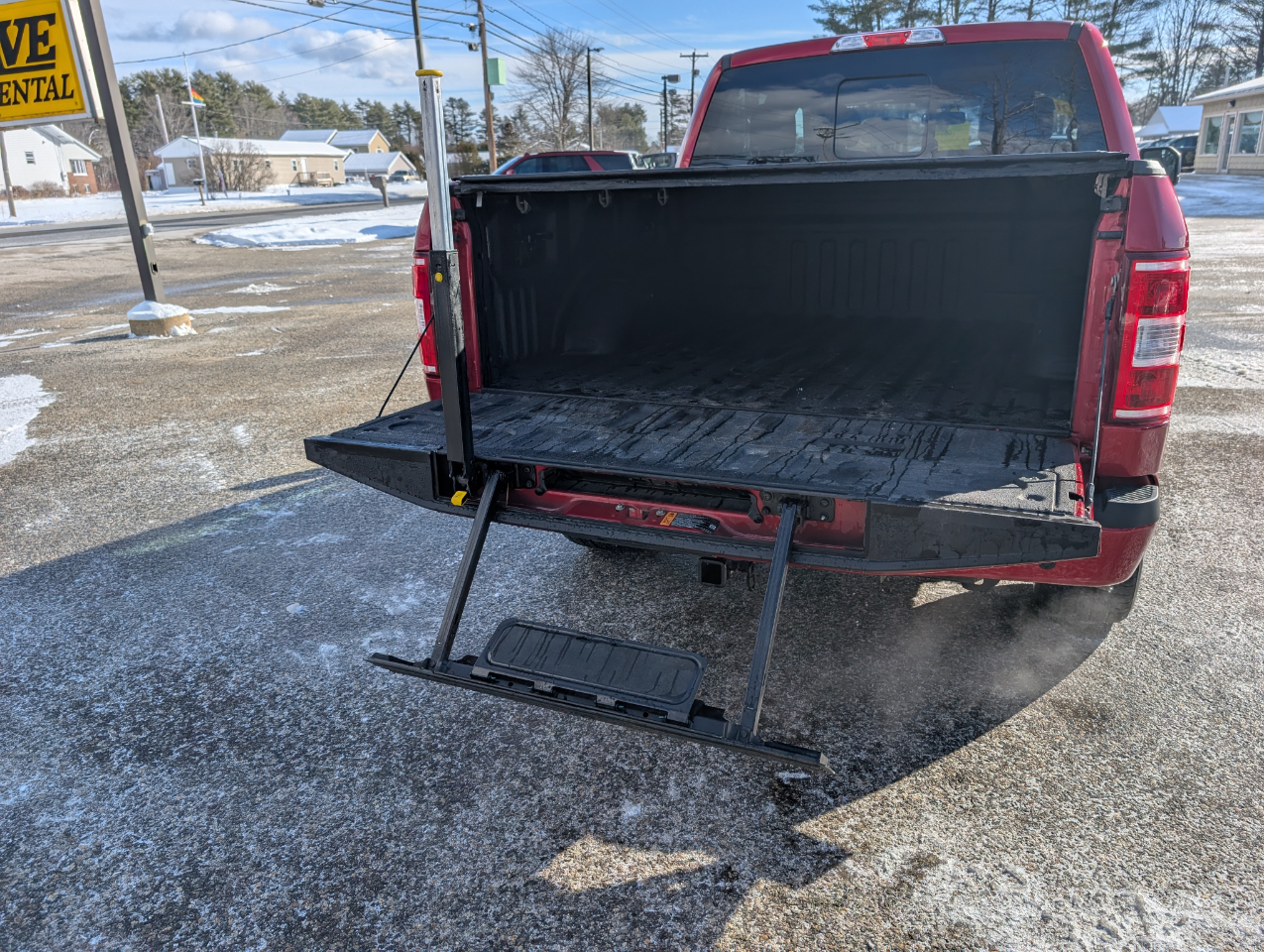 Ford F-150 XLT SuperCrew Short Bed 4WD 2020