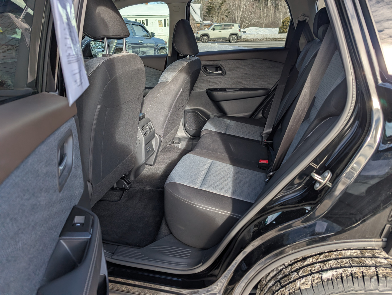 Nissan Rogue AWD SV *Ltd Avail* 2023