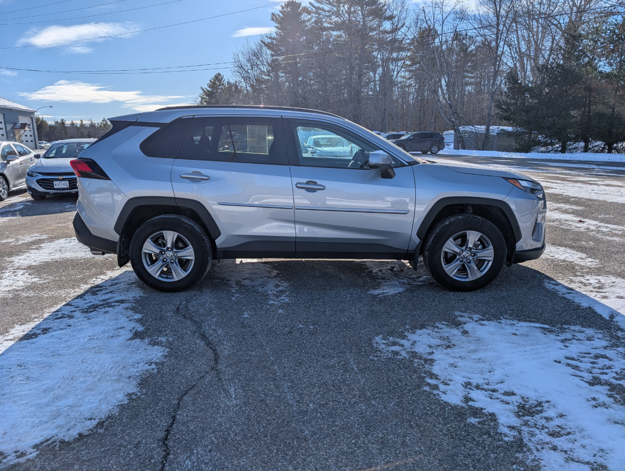 Toyota RAV4 XLE AWD (Natl) 2024