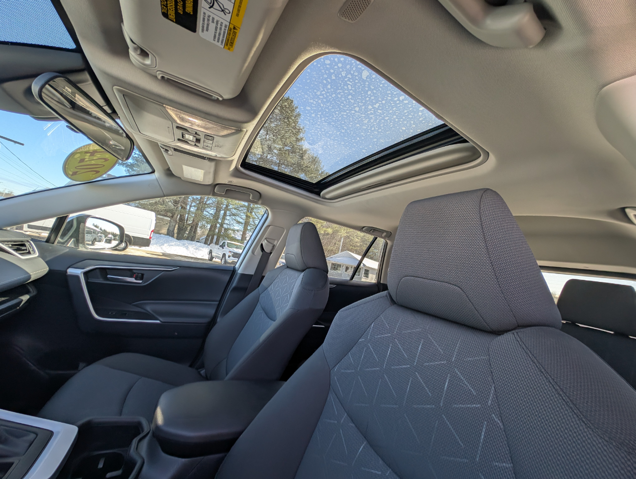 Toyota RAV4 XLE AWD (Natl) 2024