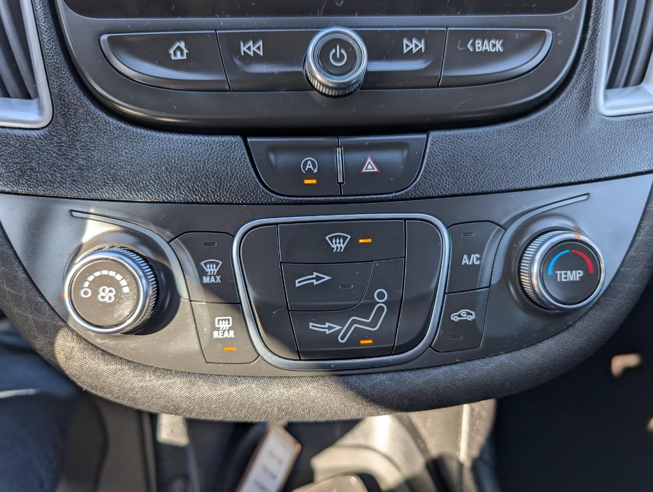 Chevrolet Malibu 4dr Sdn LS w/1FL 2021