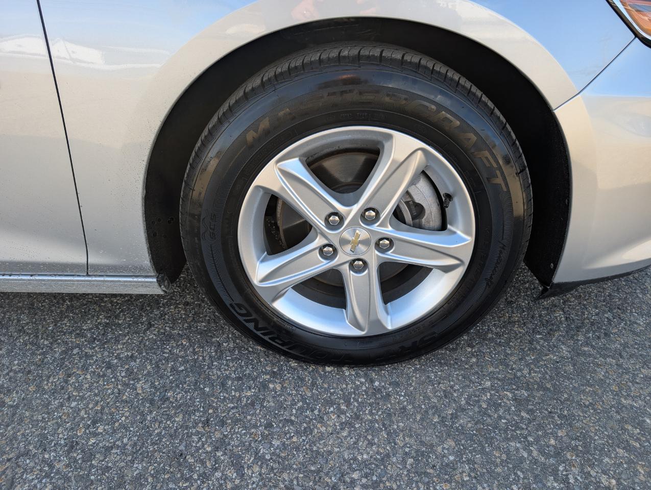 Chevrolet Malibu 4dr Sdn LS w/1FL 2021