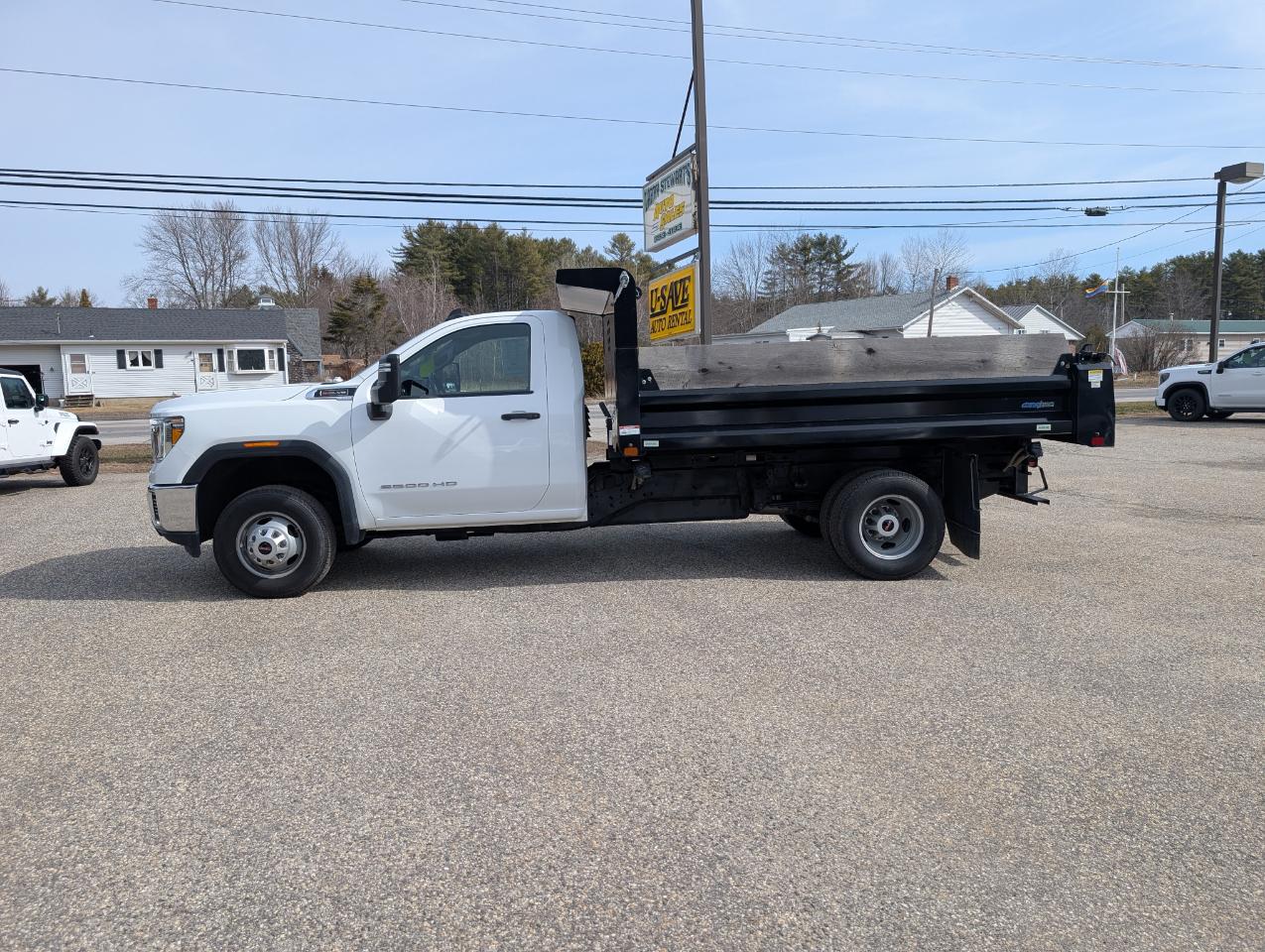 GMC Sierra 3500HD CC 4WD Reg Cab 171" WB, 84.5" CA Pro 2023