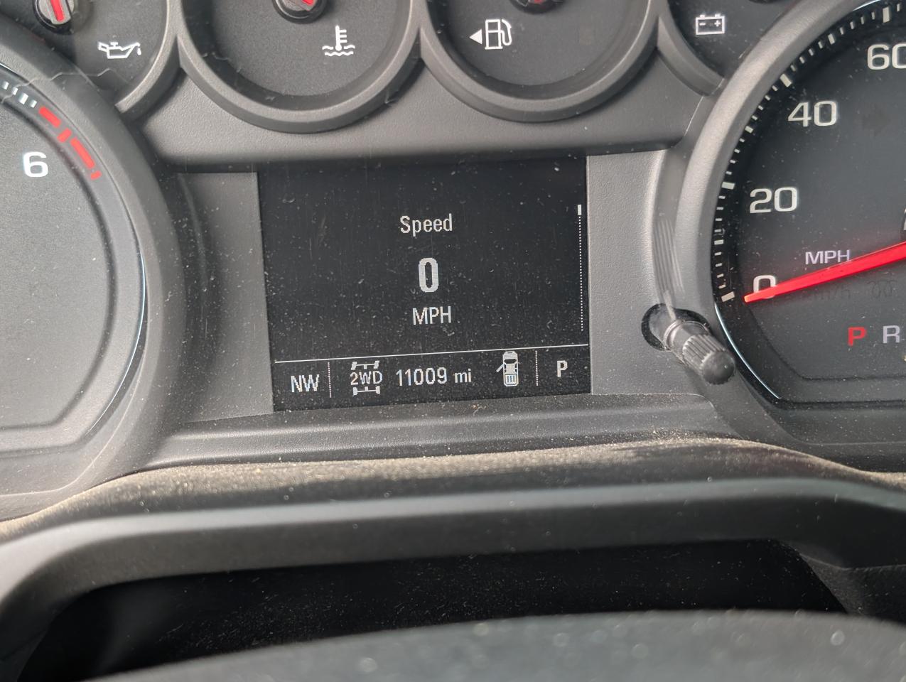 GMC Sierra 3500HD CC 4WD Reg Cab 171" WB, 84.5" CA Pro 2023