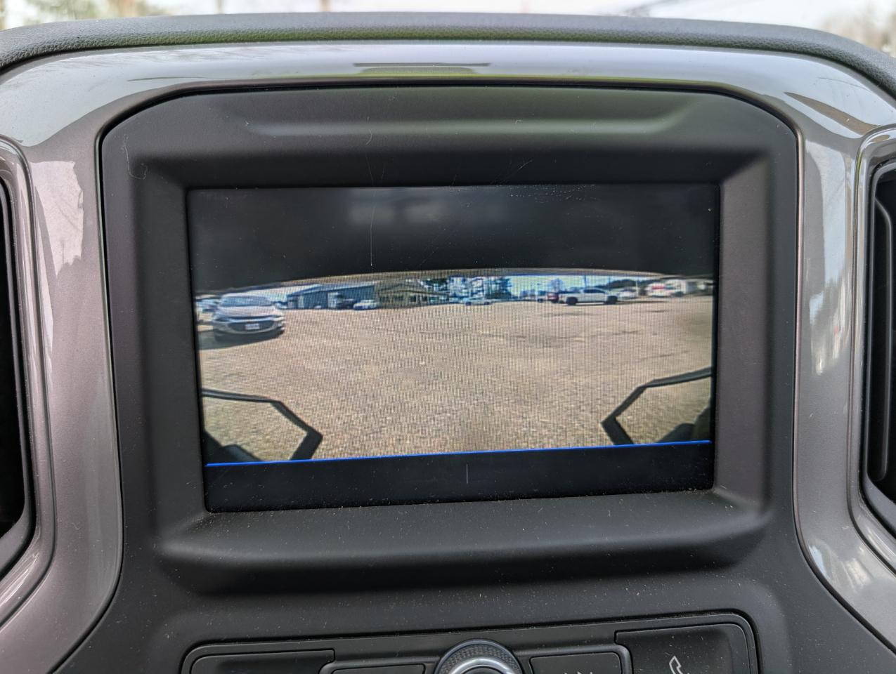 GMC Sierra 3500HD CC 4WD Reg Cab 171" WB, 84.5" CA Pro 2023