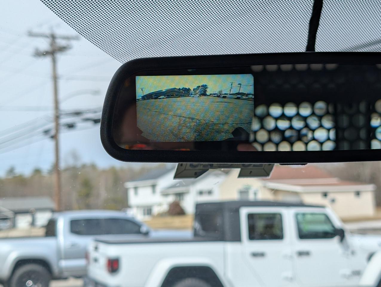 GMC Savana Cargo Van RWD 2500 135" 2022